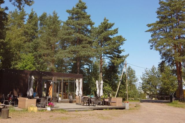 Cafe in Ladoga Park